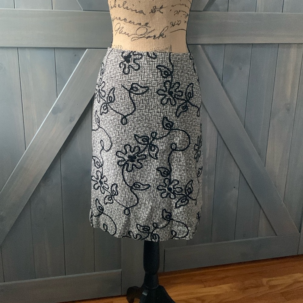 Talbots Petites Wool Embroidered Skirt 14